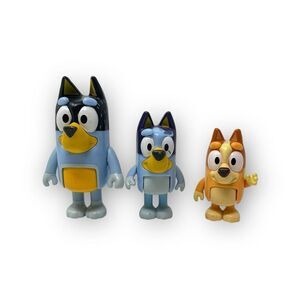 Bluey & Friends Bandit Bluey Bingo Lot of 3 Action Figures Family Dog Heeler